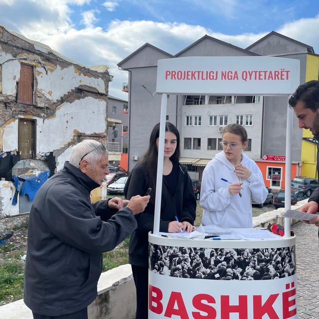 Youth Activism | Signatures for the cause of the Minimum Vital Income