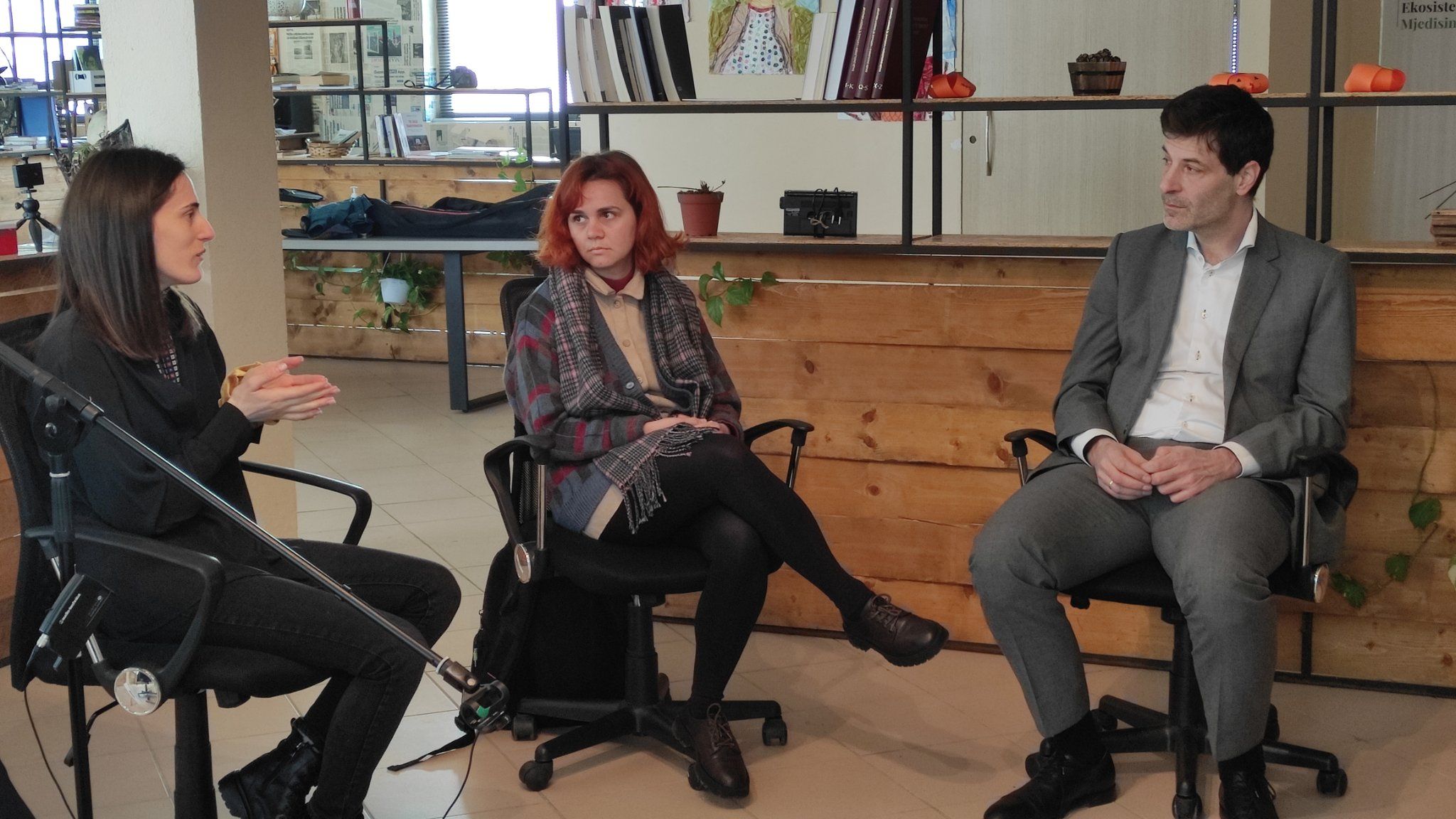 "Wake up on March 8"| Discussions on gender norms and the position os the Albanian girl/woman
