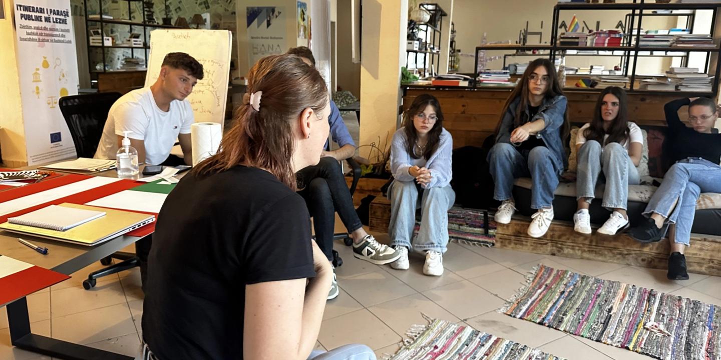 Itinerary of the Public Money - Youth Reports - Meet up