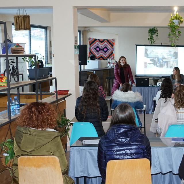 Lecture 1, winter school “Introduction to Politics & European Integration” - Youth & Politics