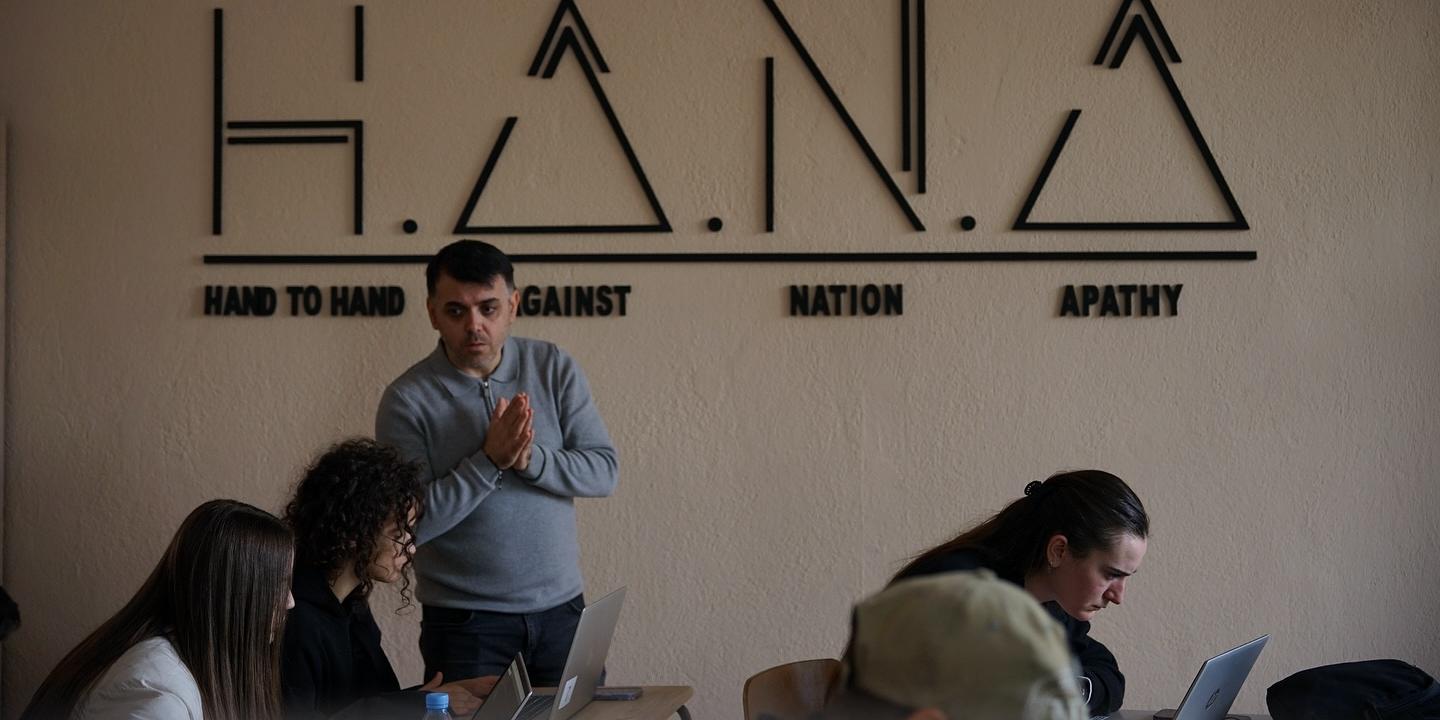 Web & Graphic Design Course - Session | H.A.N.A Centre