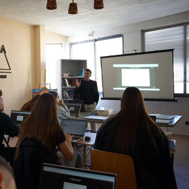 Web & Graphic Design Course - Session | H.A.N.A Centre