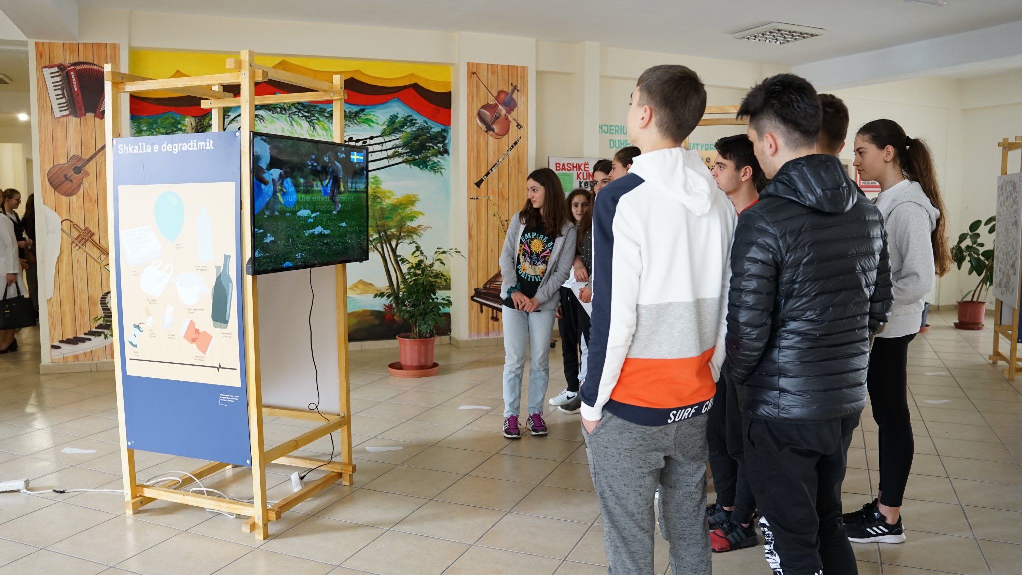 Re:waste on Tour – "Besëlidhja" School