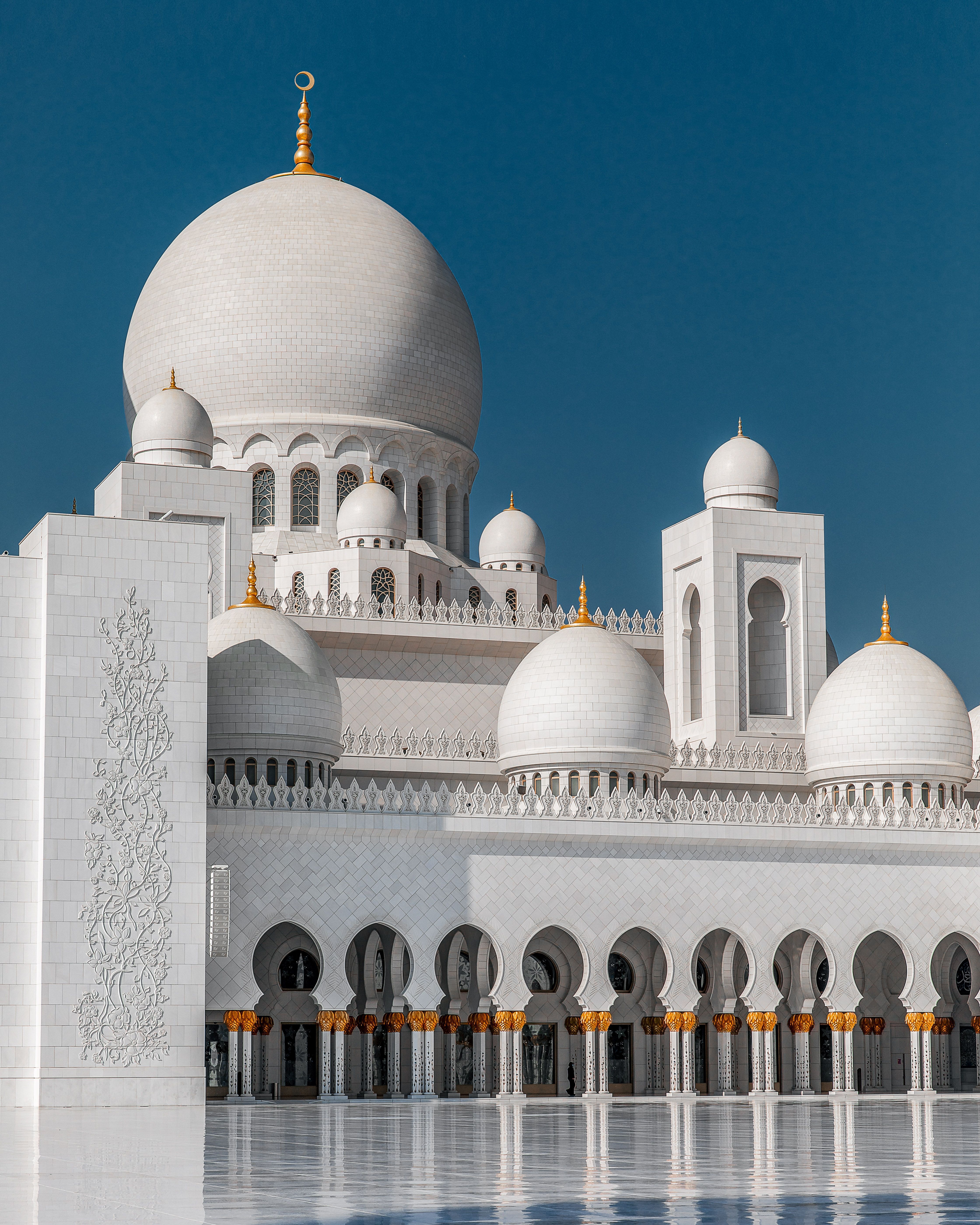 Dubai Abu Dhabi Halal Escape gallery 2
