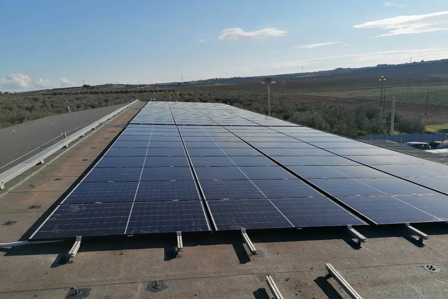 impianto fotovoltaico su tetto a Grottaglie