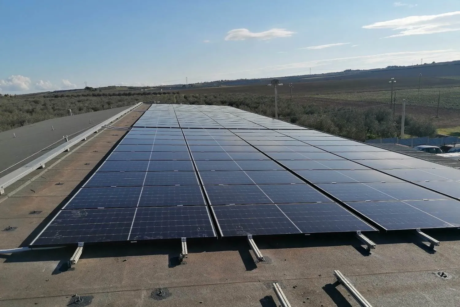 impianto fotovoltaico su tetto a Grottaglie