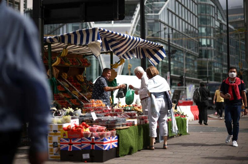 Image for UK competition watchdog steps up examination of grocery prices