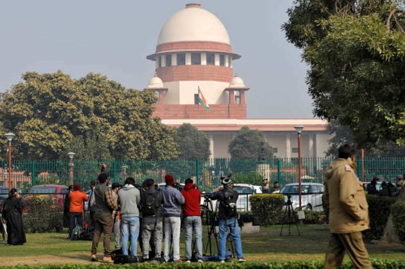 Image for India’s top court rules against longer loan repayment moratorium