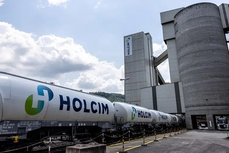Holcim's $1.1 billion share buyback announcement - Global Banking & Finance Review