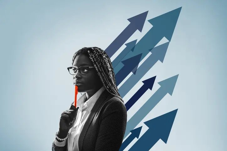 Business professionals discussing strategies for scaling B2B operations - Global Banking & Finance Review