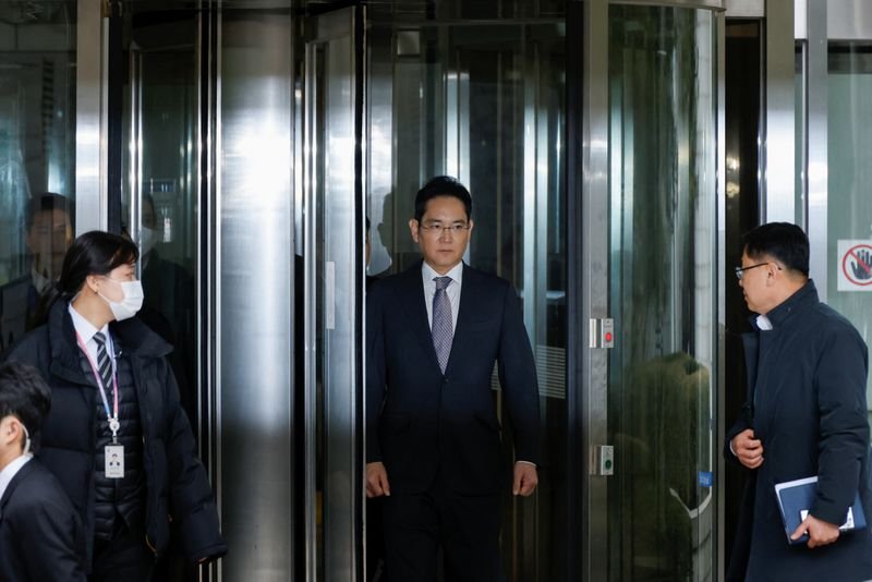 Image for Samsung chief Jay Y. Lee found not guilty in merger case