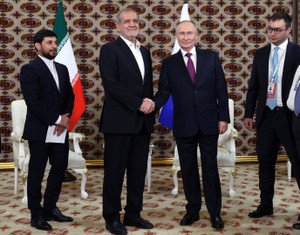 Russia and Iran leaders discussing strategic pact to shape relations - Global Banking & Finance Review