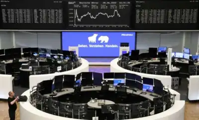 Image for European shares march higher on auto, commodity boost