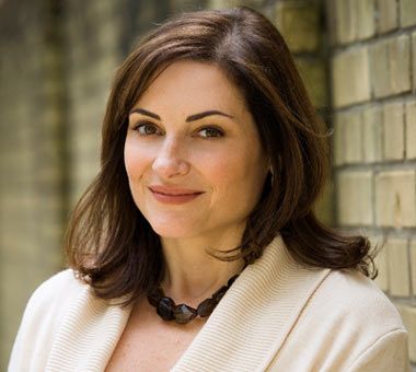 Clare Flynn Levy