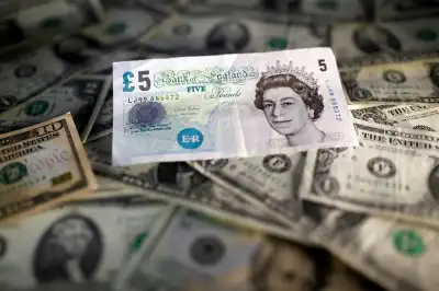 Image for Sterling rises vs dollar, euro boosted by strong UK retail sale data