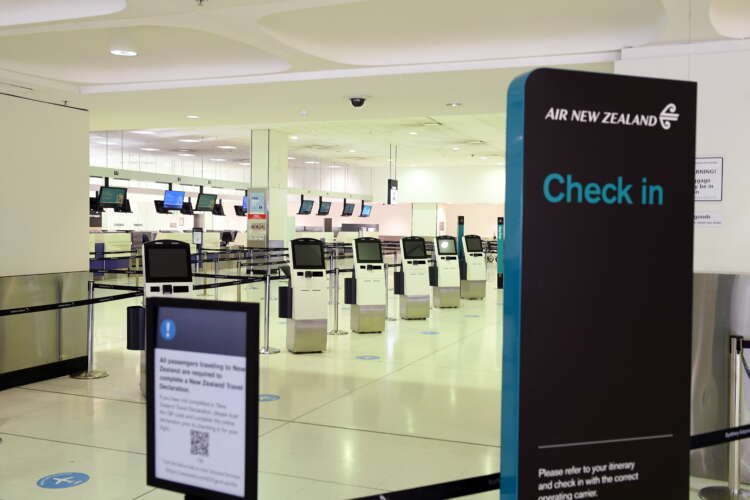 Air New Zealand counter at Sydney Airport amid COVID-19 alert in New Zealand - Global Banking & Finance Review