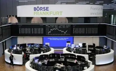 Image for European shares fall as weak China, euro zone data dents appetite