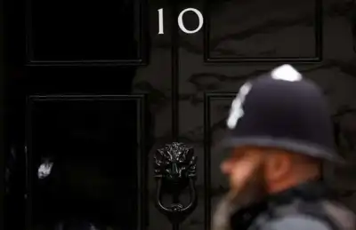 Image for UK police issue 126 fines as Downing Street ‘partygate’ inquiry ends