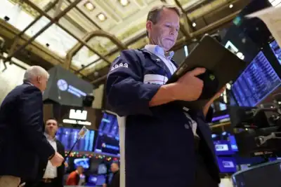 Image for Stocks sag as hawkish Fed cools China rally; awaits US jobs data