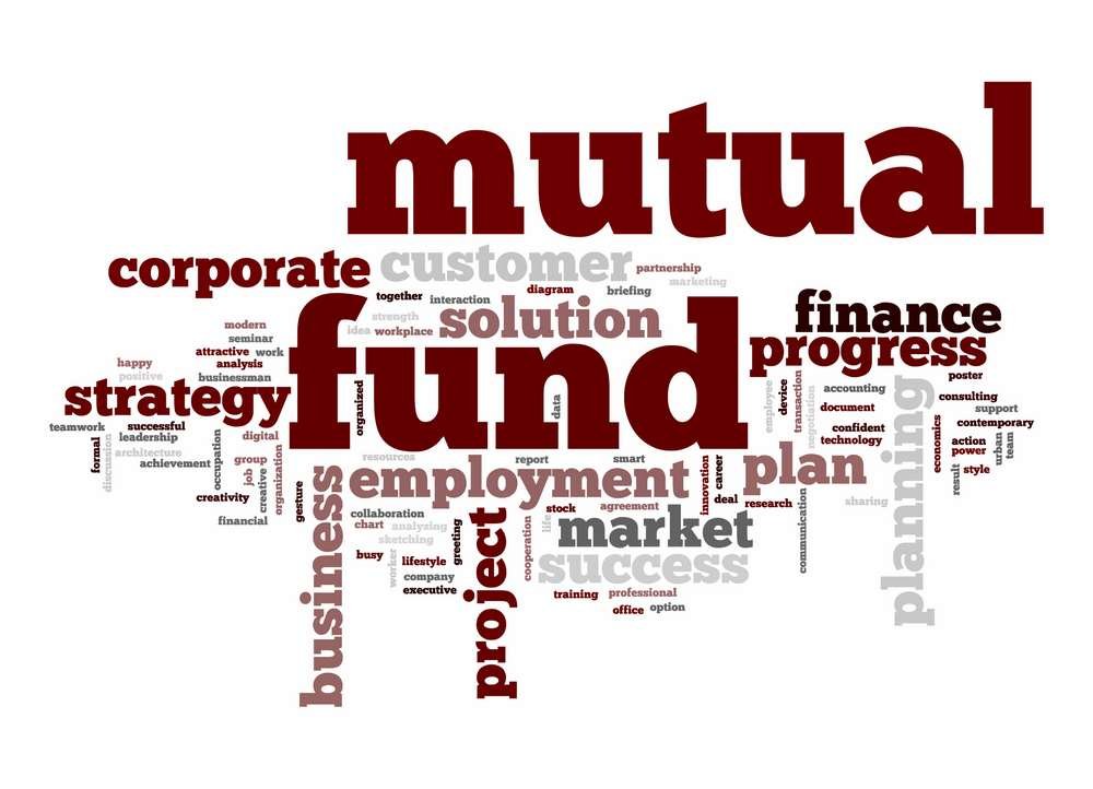 Illustration of mutual funds concept with investors pooling money - Global Banking & Finance Review