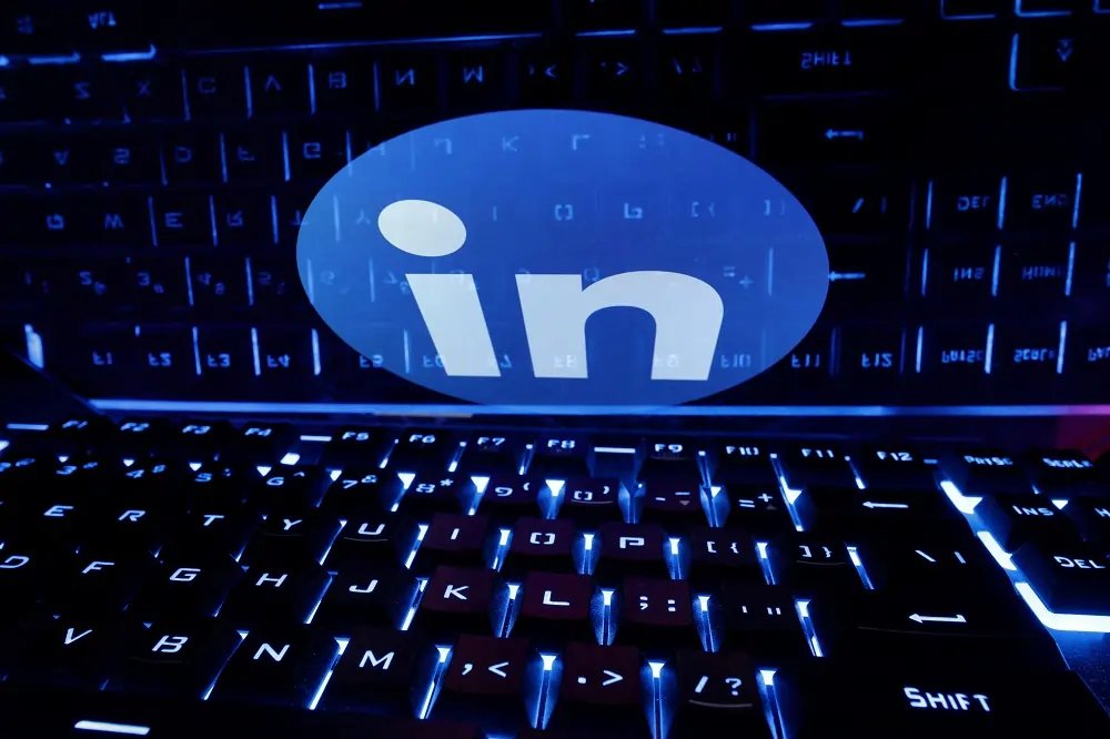 LinkedIn's premium subscription growth and AI features - Global Banking & Finance Review