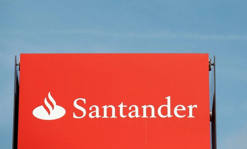 Image for Santander UK delays Q3 results to assess motor finance ruling impact