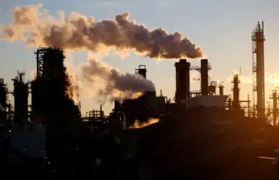 Image for Asian factory activity hit by rising costs, Delta variant