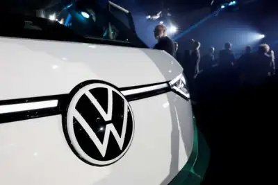 Image for Volkswagen boosts electric car investment in Spain to 10 billion euros