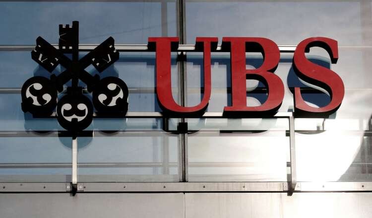 Image for UBS joins lenders setting fossil fuel emissions-cutting goals