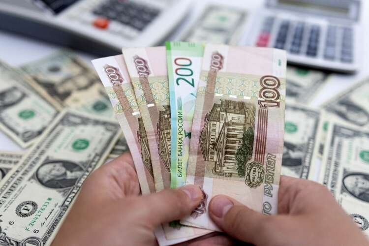Image for Rouble surges, stocks fall as Russia holds Ukraine referendums