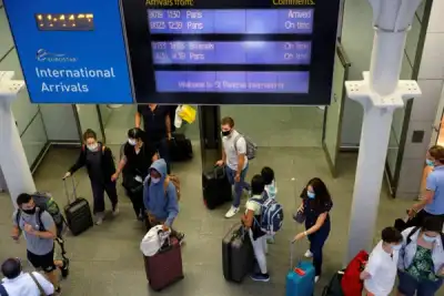 Image for Vaccinated Britons arriving from ‘amber list’ nations to avoid quarantine -media