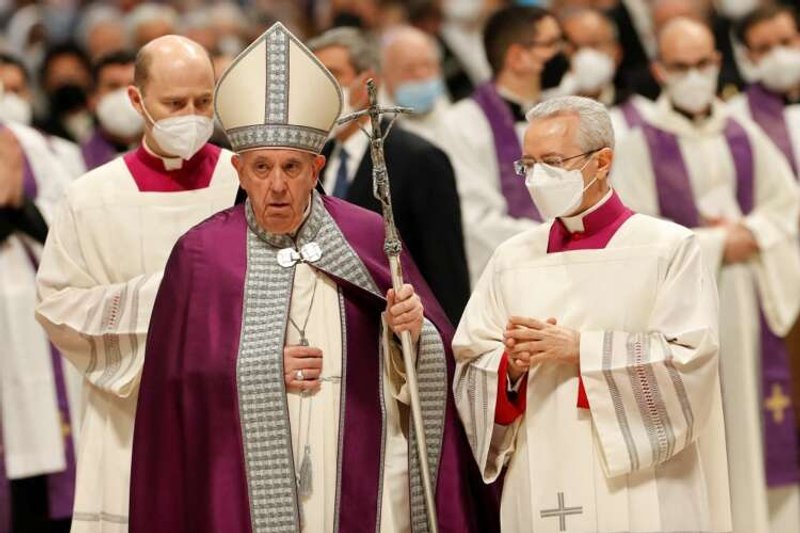 Image for Pope leads global prayer for peace between Russia and Ukraine