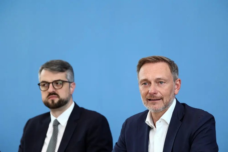Image for German coalition passes 2025 budget after months of wrangling
