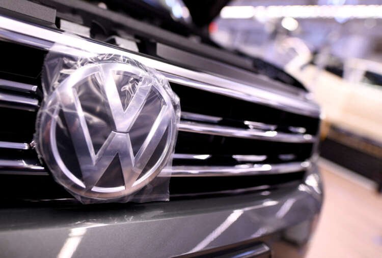 Image for VW confirms looking in Canada to build first North America cell plant