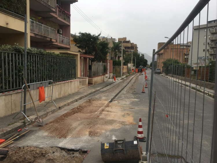 Image for Analysis: Cabling Italy: what price the single network as Rome dithers?