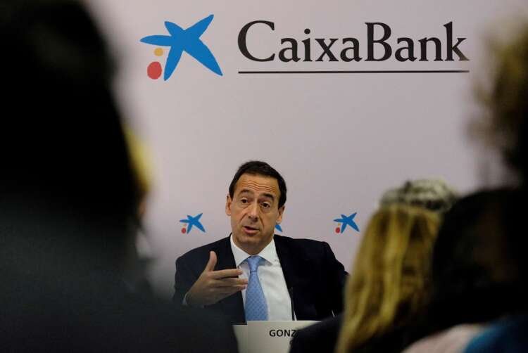 Image for Spanish banks weigh impact of windfall tax, consider legal challenge