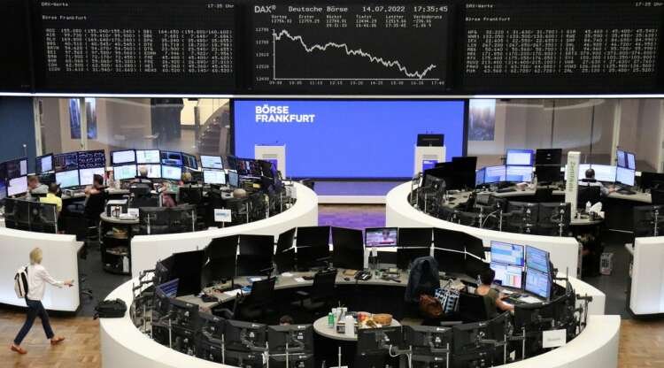 Image for European shares trim gains on gas supply concerns
