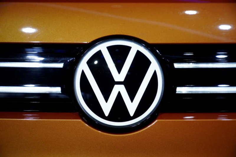 Image for Volkswagen to design chips for autonomous vehicles, says CEO