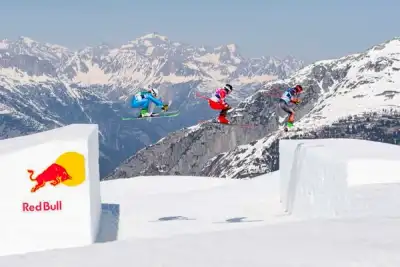 Image for Red Bull SuperSkicross sees thrilling action and close finishes