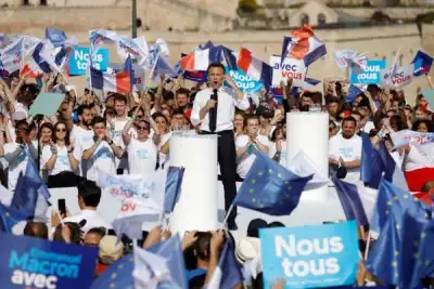 Image for Eyeing green vote, Macron vows to exit oil, coal and gas