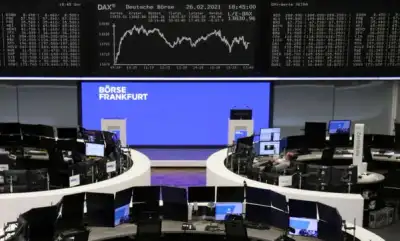 Image for European shares end higher as commodity majors reverse losses