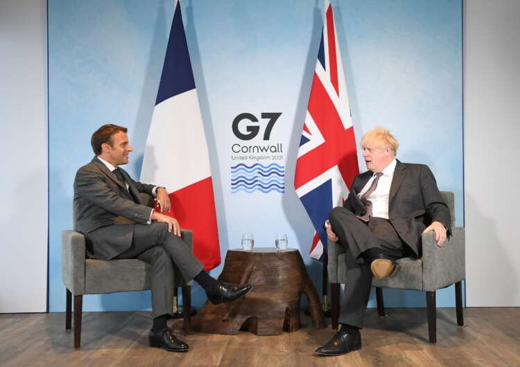 Image for Exclusive-Macron offers UK’s Johnson ‘Le reset’ if he keeps his Brexit word