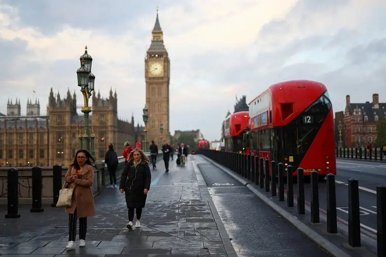 Image for UK to cap bus fares in England at three pounds in 2025, say PM Starmer