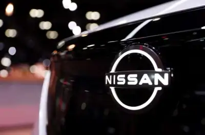 Image for Nissan and Renault agree to overhaul alliance, this time as equals