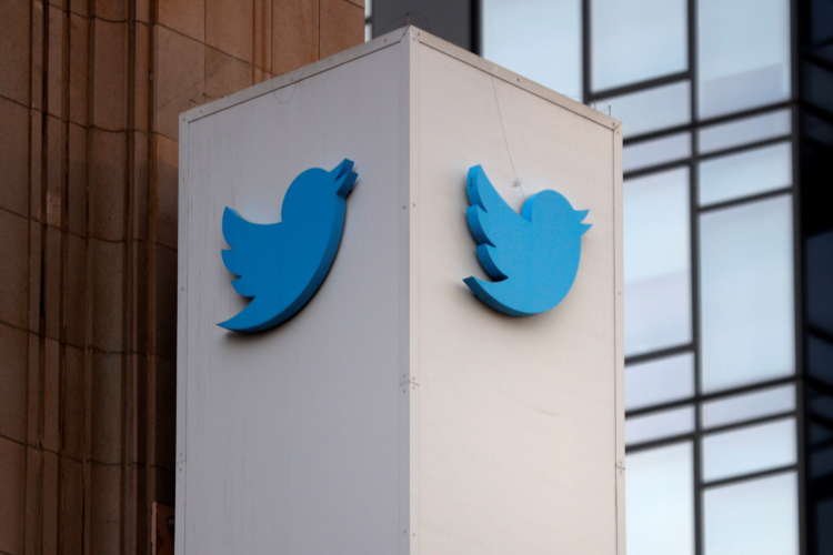 Image for Russian court fines Twitter 7 million roubles for failing to delete content