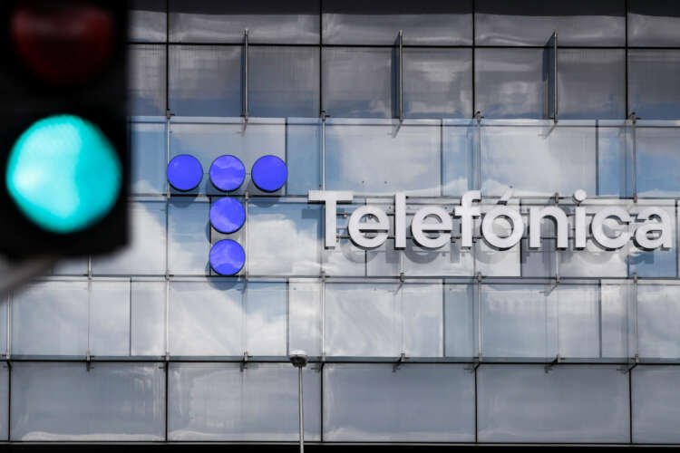 Image for Saudi Arabia’s STC Group to become Telefonica top shareholder with 9.9% stake