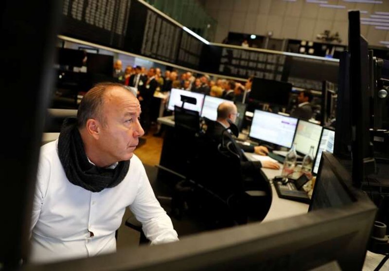 Image for European shares rise on bets of easing rate hikes; Direct Line plunges
