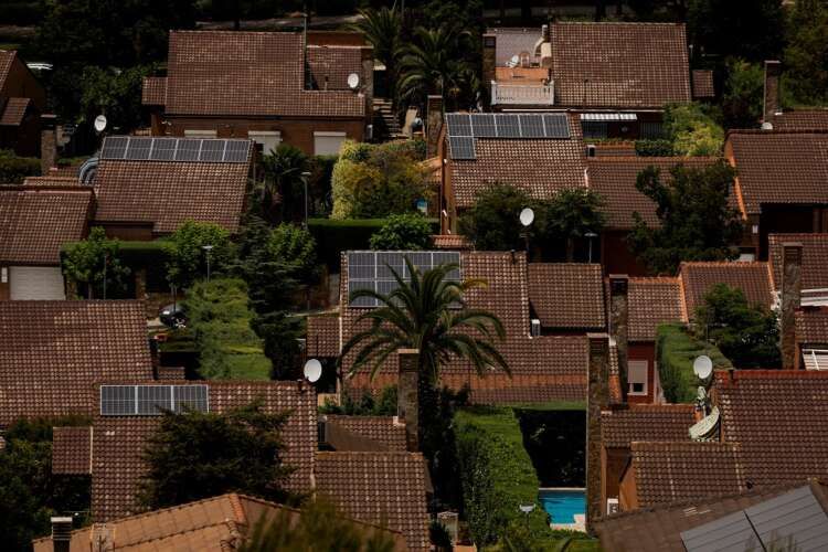 Image for Sunny Spain’s green energy plan leaves needy feeling cold