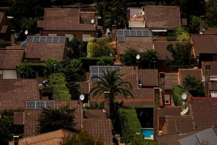 Image for Sunny Spain’s green energy plan leaves needy feeling cold
