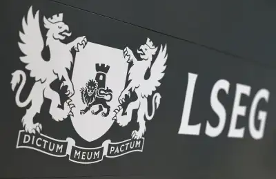 Image for FTSE 100 set for weekly losses on mixed earnings, budget anticipation